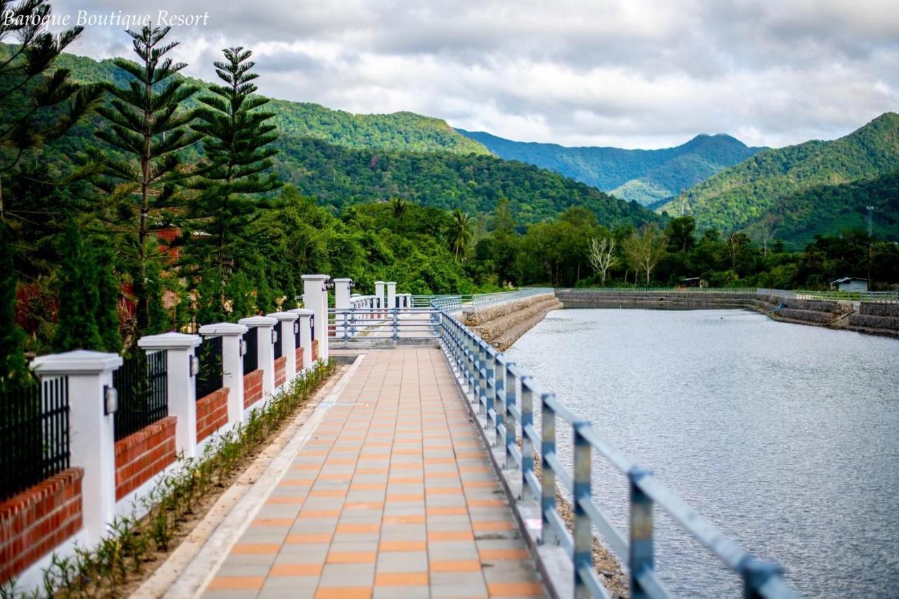 Baroque Boutique Resort Ranong Esterno foto