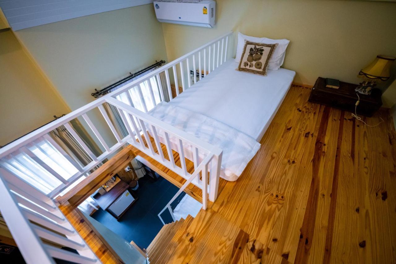Baroque Boutique Resort Ranong Esterno foto