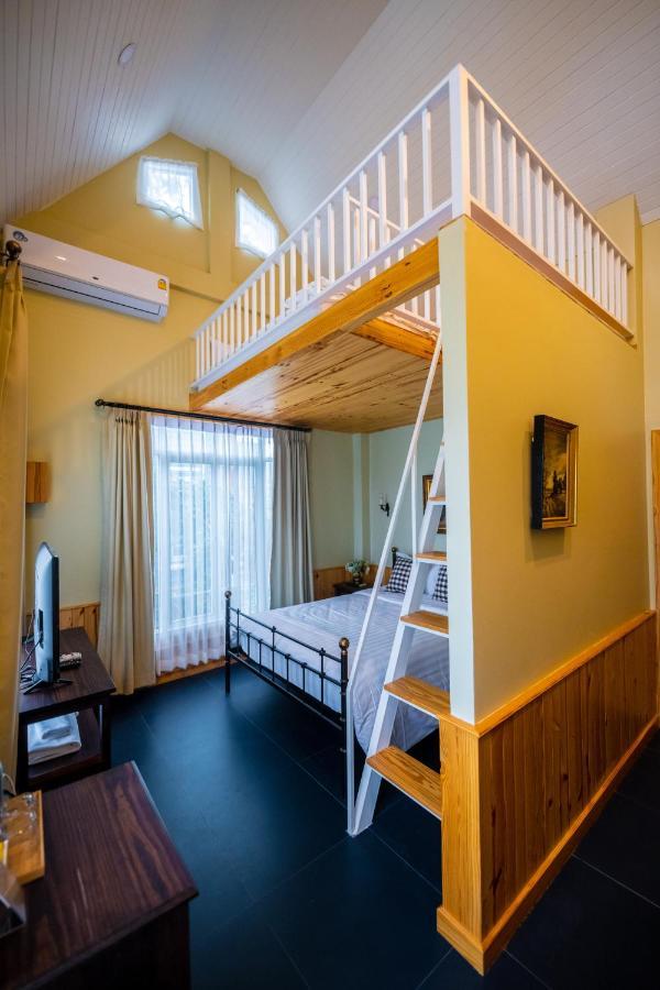 Baroque Boutique Resort Ranong Esterno foto